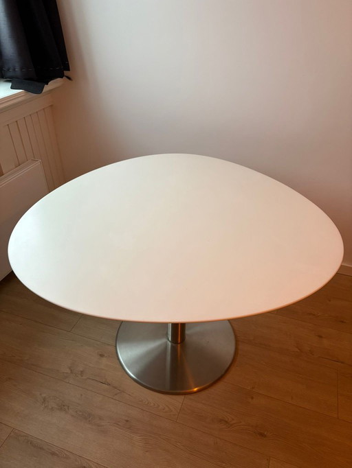 Tavolo asimmetrico Fritz Hansen