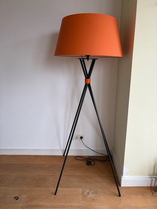 Lámpara de pie Main de Frandsen para BoConcept
