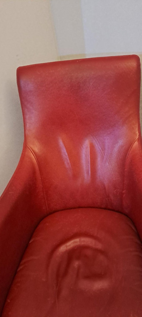 Image 1 of Montis Lodge Red