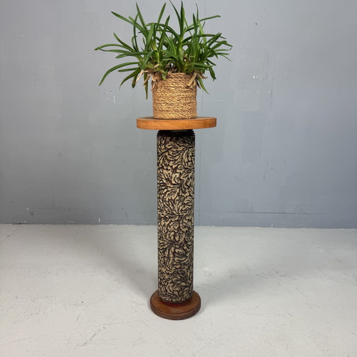 Piedistallo d'epoca per il trasporto di merci