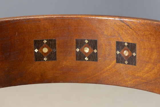 Image 1 of Fauteuil d'Europe centrale du début du XXe siècle avec dossier incrusté