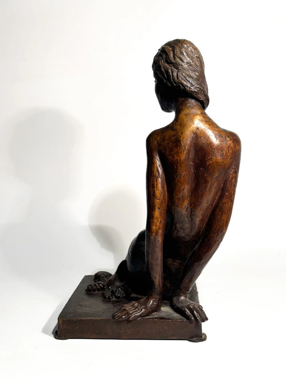 1920s Italian Bronze Sculpture of a Lady (photo 10 of 11)