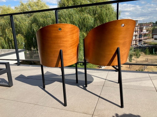 2 SILLAS COSTES DE PHILIPPE STARCK – kuipstoelen, Wood, Iron (photo 2 of 6)