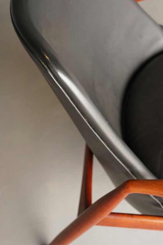 Image 1 of Poltrona modello 'Seal' di Ib Kofod-Larsen in pelle e teak per OPE, Svezia, anni '60