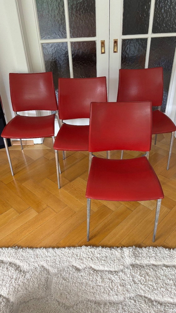 Image 1 of Rote Stühle aus feinem Leder:  Desalto "Sand" Designer: Pocci & Dondoli