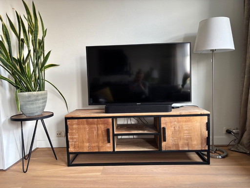Série de meubles TV en bois de manguier Loods5 Maas