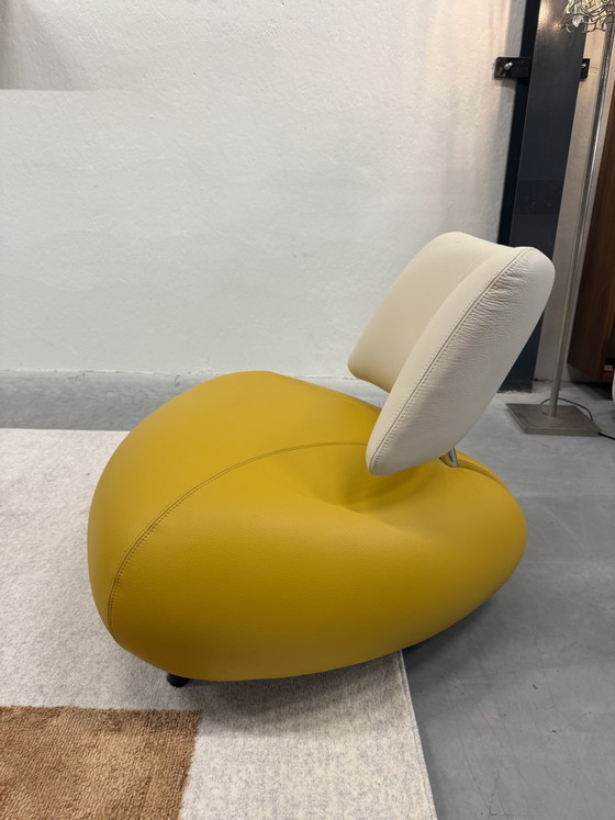 Image 1 of Leolux Pallone armchair yellow leather