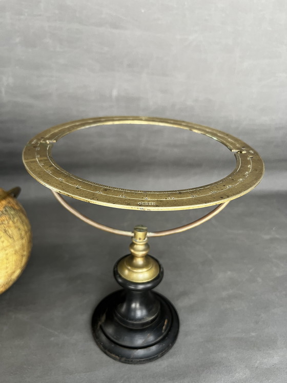 Image 1 of Faustino Paluzie, Globo della fine del XIX secolo, Stucco, Altezza 35 cm