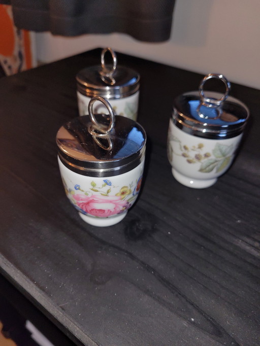 Porseleinen "egg cobblers" set van 3