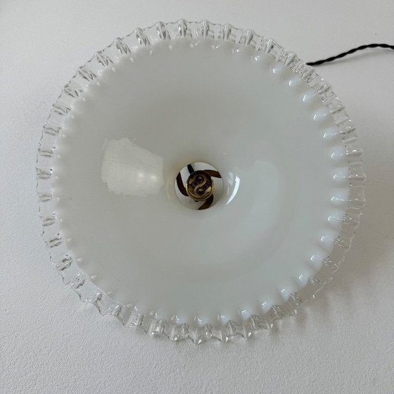 Image 1 of Lampada a sospensione antica in opalino intrecciato vintage da 26 cm