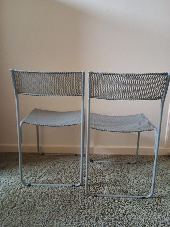 Image 1 of Italienische Esstischstühle aus perforiertem Stahl, grau