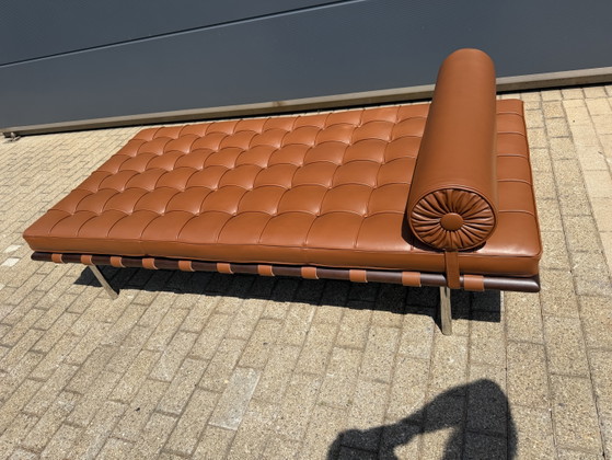 Image 1 of Knoll Barcelona Daybed Cognac Venezia Leder in Nieuwstaat!!