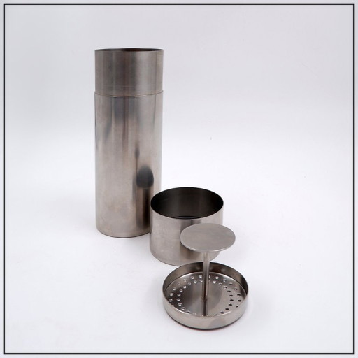 Cylinda" cocktail shaker Arne Jacobsen, 1960s
