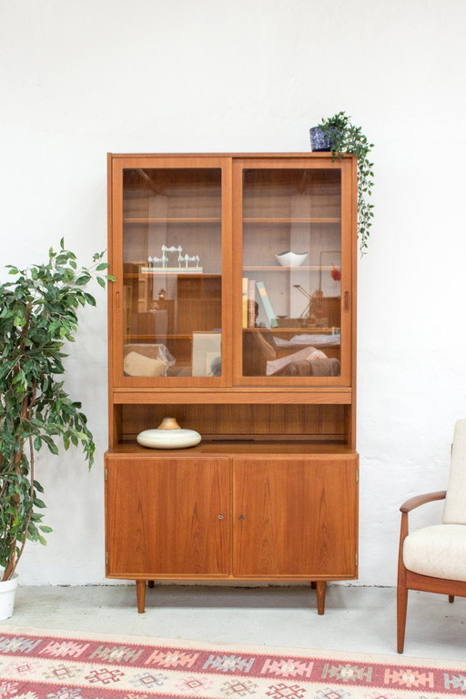 Vintage Poul Hundevad teak display cabinet highboard sideboard