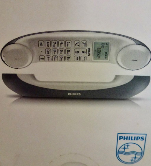 Vintage Philips Space Age phone, wireless.