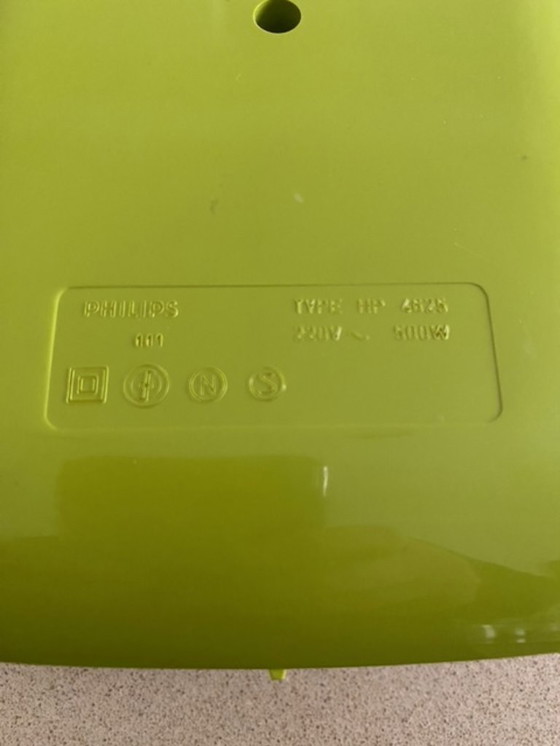 Image 1 of Sèche-cheveux portable Philips HP 4625, fabriqué aux Pays-Bas, objet de design emblématique