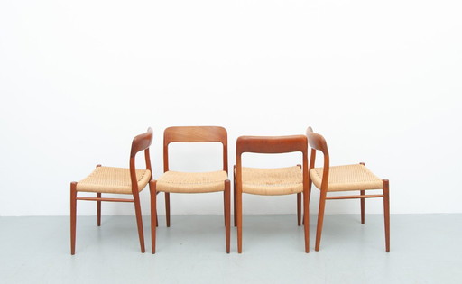 4x Esszimmerstühle Modell 75 aus Teakholz von Niels Otto Møller für J. L. Møller Möbelfabrik (1950er)
