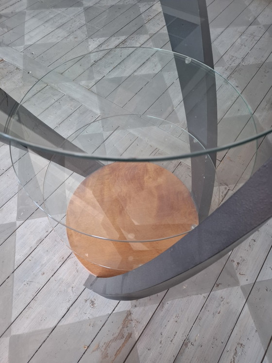 Wunderschöne offene Design-Vitrine – Theo Salet, Glass, Metal (photo 2 of 6)