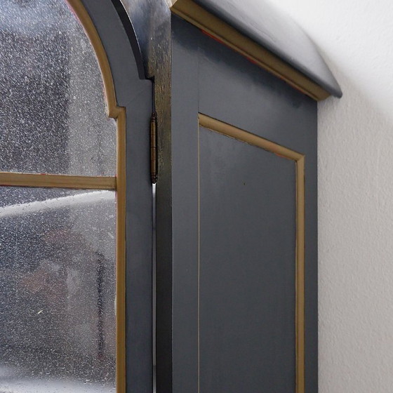 Image 1 of Vintage tweedelige kast van grijs gelakt hout - verkrijgbaar als set van twee (A)