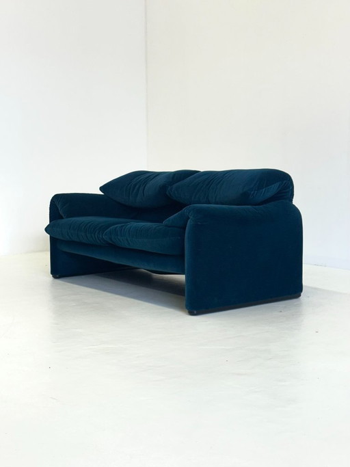 Divano 2 posti Cassina Maralunga a righe verde-blu di Vico Magistretti