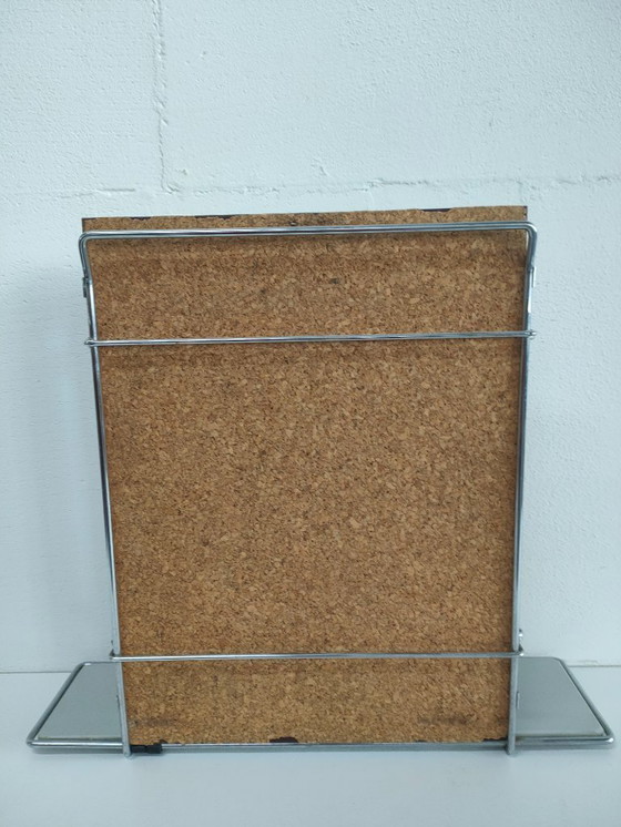 Image 1 of Miroir de salle de bain triptyque vintage de style Art déco avec étagère