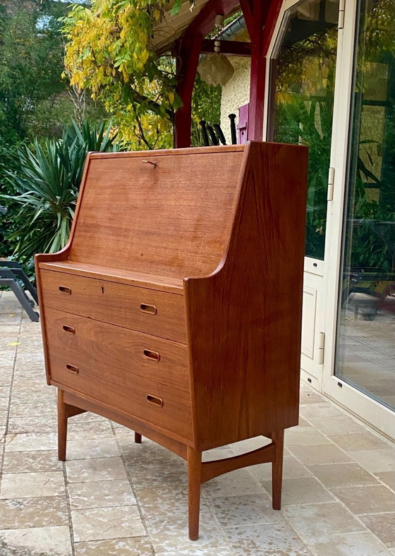Image 1 of Secrétaire / bureau danois modèle 37 par Arne Wahl Iversen pour Vinde Møbelfabrik – Années 60.