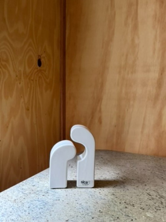 Pino Spagnolo per Sicart Italy Saliera e pepiera - Set in ceramica "abbracciante" anni '70 Space Age - (photo 15 of 20)