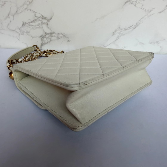 Chanel chic pearl flap bag – Sacs a bandouliere, Cuir (photo 12 of 20)