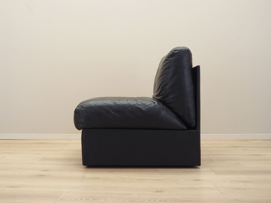 Image 1 of Fauteuil/pouf en cuir noir, Design italien, 1960S, Production : Italie