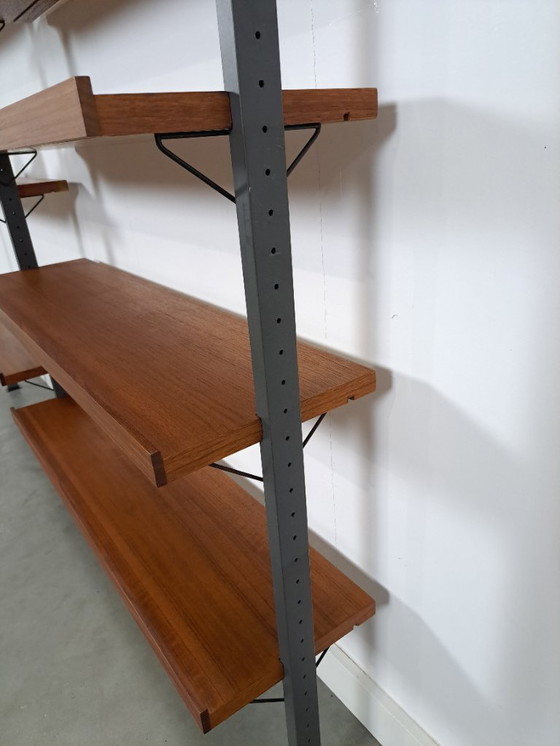 Image 1 of Sistema modular de pared LP de teca sueca de Olof Pira de mediados de siglo