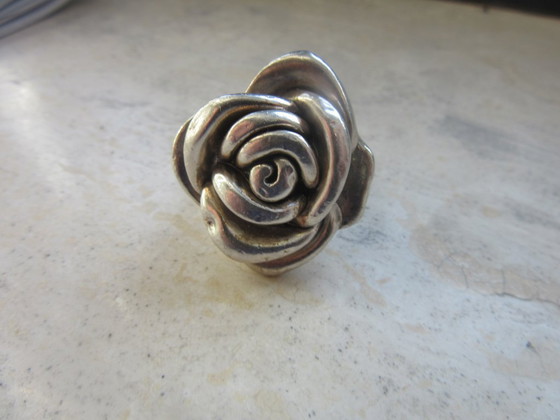Modernistische Sterling Zilveren Ring gemerkt Italië en 925, grote maat – Decoratieve objecten (photo 12 of 13)