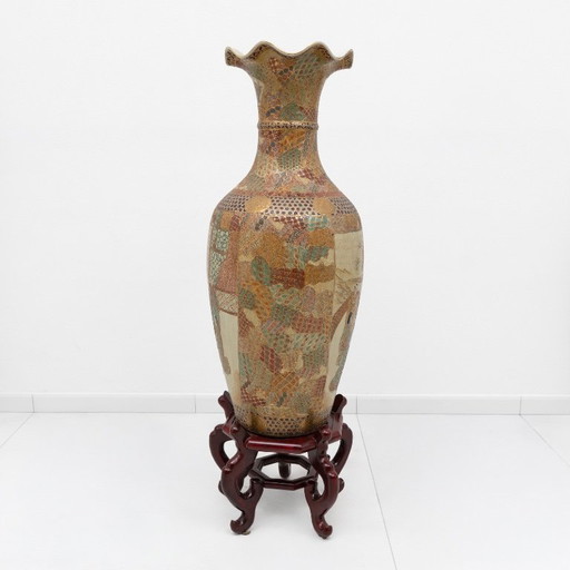Large Japanese Royal Satsuma Vase With Figural And Gilt Decoration – vazen, Ceramic (photo 2 of 9)
