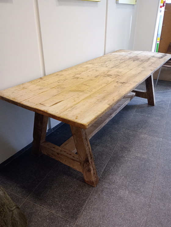 Image 1 of Industriële massieve houten eettafel 