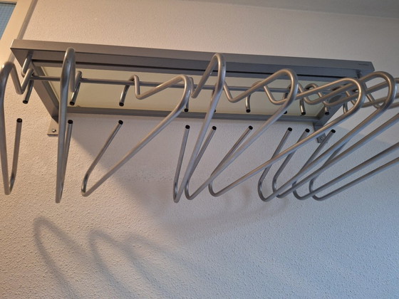 Image 1 of Moderne aluminium kapstok met bijpassende hangers en kinderkapstok