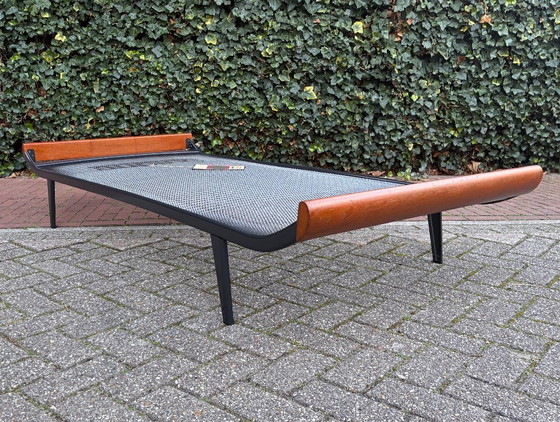 Cleopatra Auping Daybed by Dick Cordemeijer – Metal, Wood (photo 3 of 15)