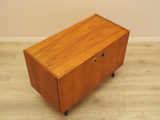 Image 1 of Teakhouten kast, Deens design, jaren 70, gemaakt in Denemarken.