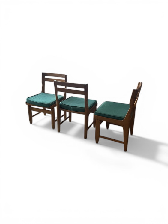 Image 1 of Set van 6 eikenhouten stoelen "Raphaël" van Guillerme & Chambron voor uw huis.