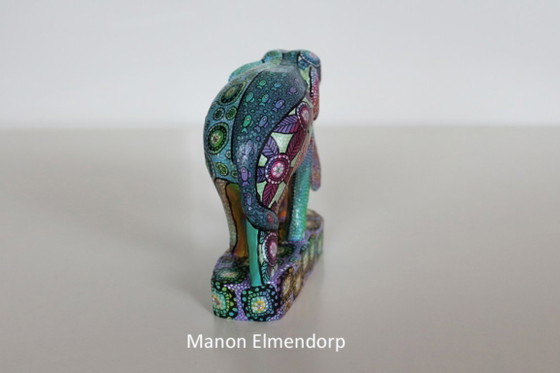 Unique Hand-Painted Elephant Figurine "Precious Elephant" Signed, Sculpture, Other, Blue, Modern (photo 6 of 7)