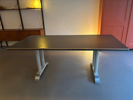 Tavolo Gispen Tenen - Modello 7207