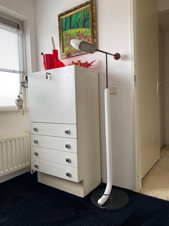 Image 1 of Lámpara de pie Tomo negra, blanca y roja Toshiyuki Kita Bilumen Luci