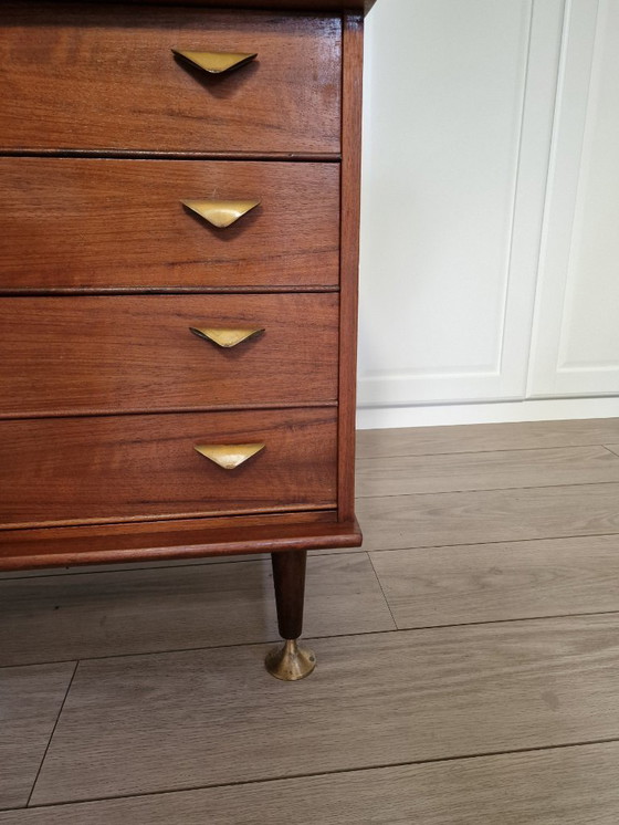 Image 1 of Cómoda AA Patijn