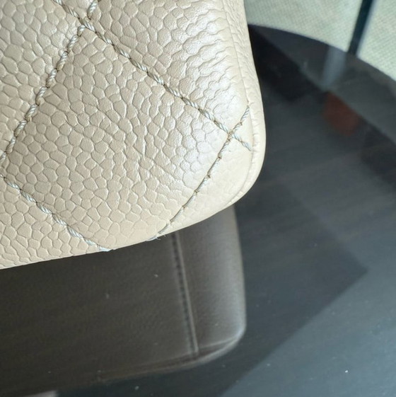 Image 1 of Sac cabas Chanel PST Petite Shopping Tote - Cuir de veau grainé matelassé caviar beige clair, finitions dorées