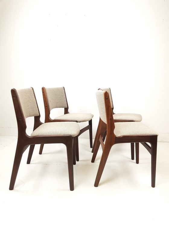 Image 1 of 4 sedie danesi in teak di Erik Buch, appena rivestite in lana