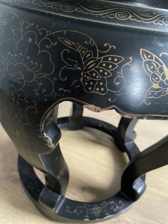 Image 1 of Antique Chinese Side Table – Handmade – Jade, Mother of Pearl & Gold Painting – Jinlong Beijing