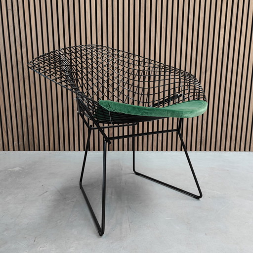 Knoll Diamond chair