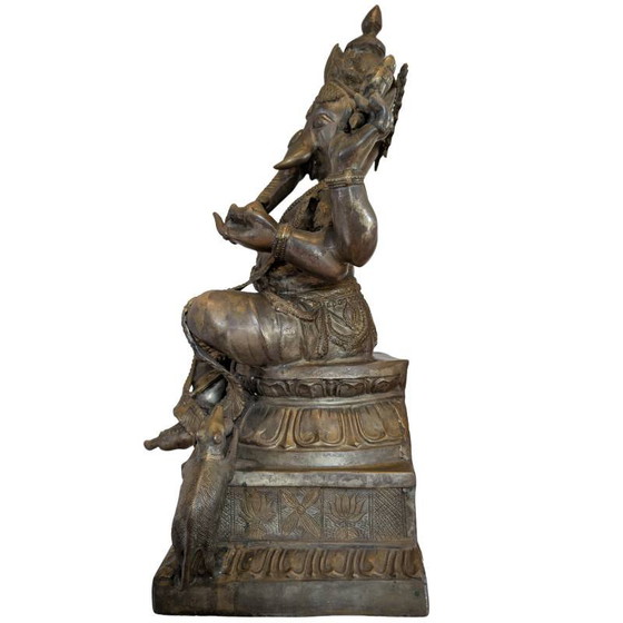 Ganesha in Lalitasana – fire-gilded bronze temple statue (Nepal/India, traditional work) – Sculpture (photo 6 of 8)