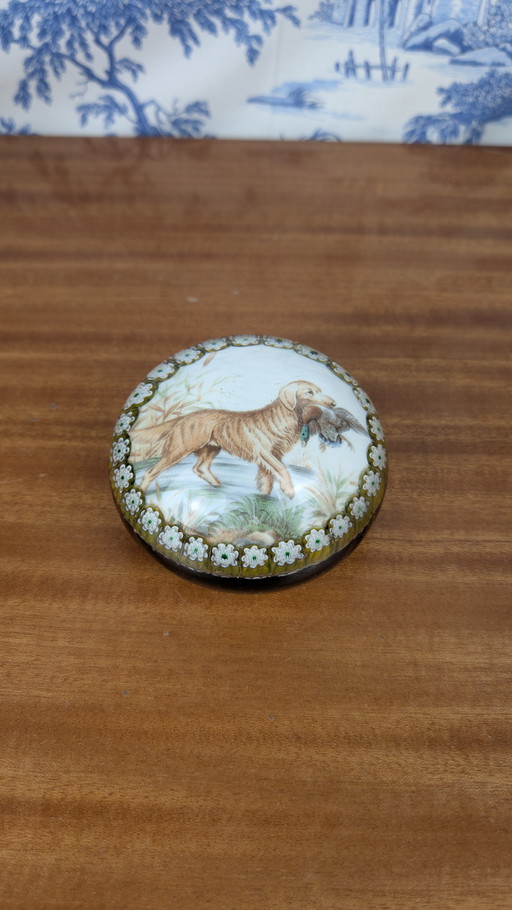 Baccarat crystal paper press with hunting dog and game millefiori decor Vintage 1970s