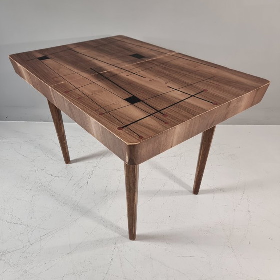 Image 1 of Table de salle à manger vintage en noyer, années 1970