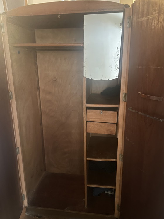 Image 1 of Wunderschöner Art-déco-Holzschrank aus der Mitte des Jahrhunderts