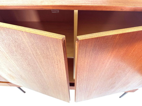 Vintage B60 Teak Highboard van Dieter Waeckerlin – Behr – High boards, Metal, Wood (photo 6 of 7)